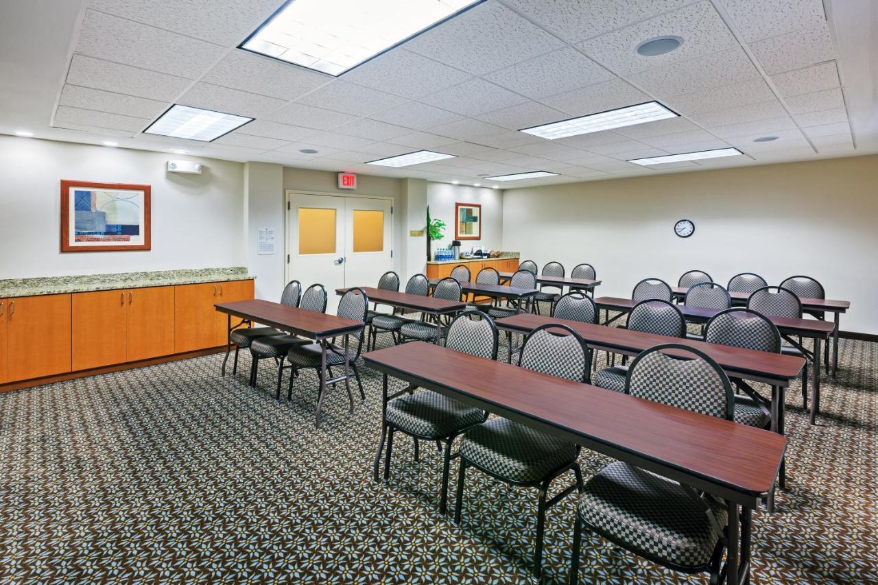 Hotel Candlewood El Paso By Ihg